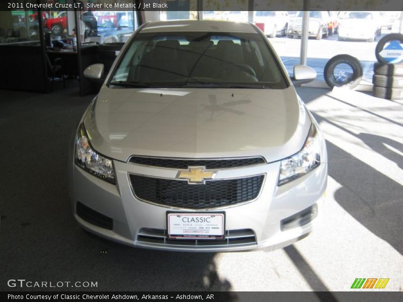 Silver Ice Metallic / Jet Black 2011 Chevrolet Cruze LT