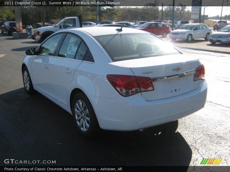 Summit White / Jet Black/Medium Titanium 2011 Chevrolet Cruze LS