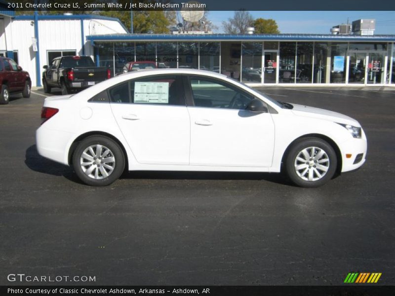 Summit White / Jet Black/Medium Titanium 2011 Chevrolet Cruze LS