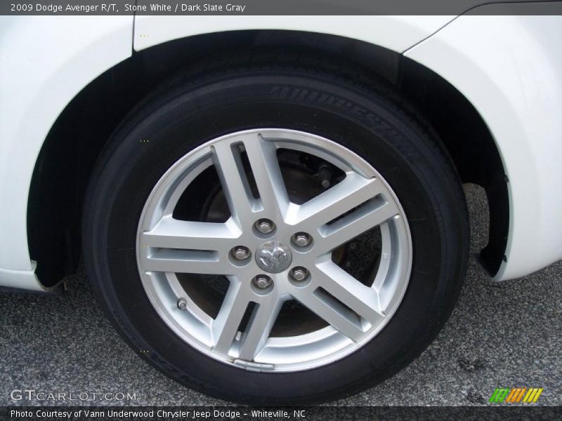 Stone White / Dark Slate Gray 2009 Dodge Avenger R/T