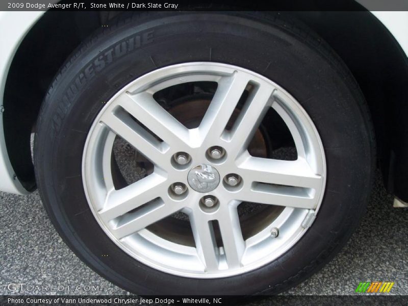 Stone White / Dark Slate Gray 2009 Dodge Avenger R/T