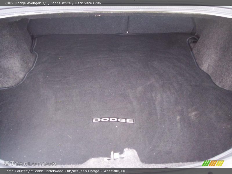 Stone White / Dark Slate Gray 2009 Dodge Avenger R/T