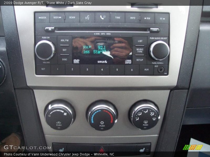 Stone White / Dark Slate Gray 2009 Dodge Avenger R/T