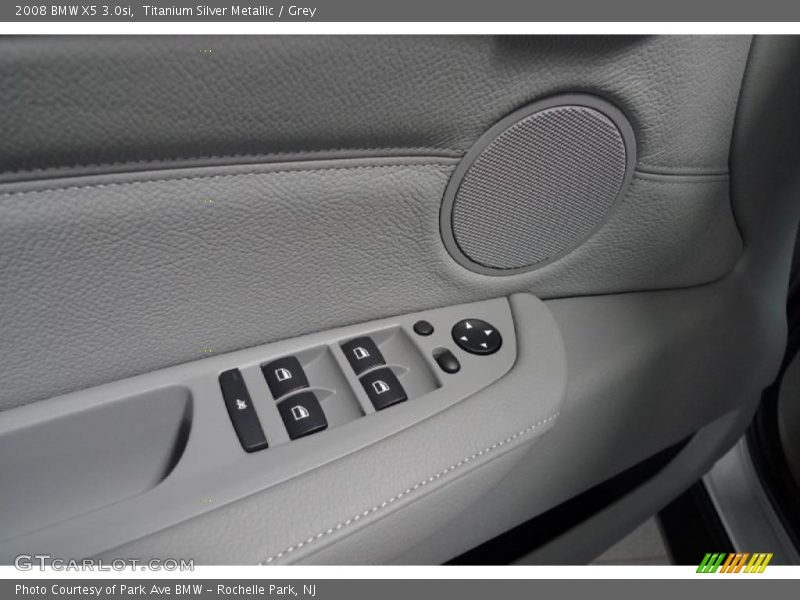 Titanium Silver Metallic / Grey 2008 BMW X5 3.0si