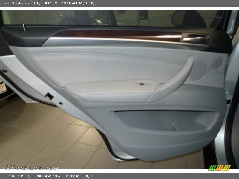 Titanium Silver Metallic / Grey 2008 BMW X5 3.0si
