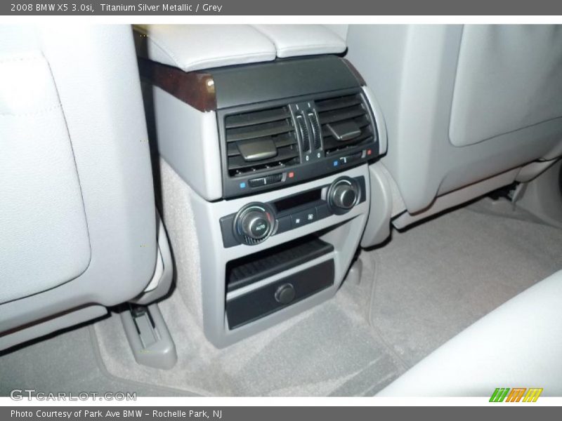 Titanium Silver Metallic / Grey 2008 BMW X5 3.0si