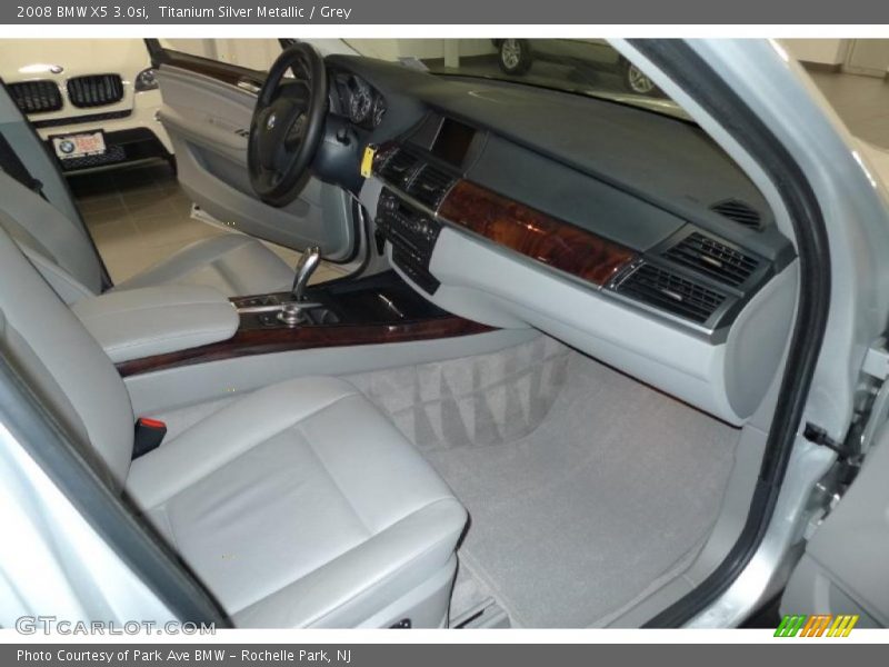 Titanium Silver Metallic / Grey 2008 BMW X5 3.0si