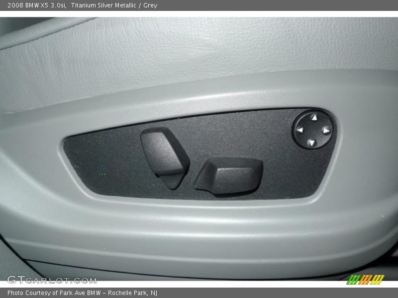 Titanium Silver Metallic / Grey 2008 BMW X5 3.0si