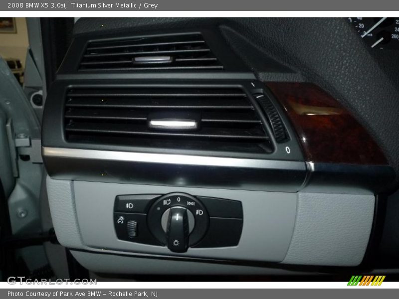 Titanium Silver Metallic / Grey 2008 BMW X5 3.0si
