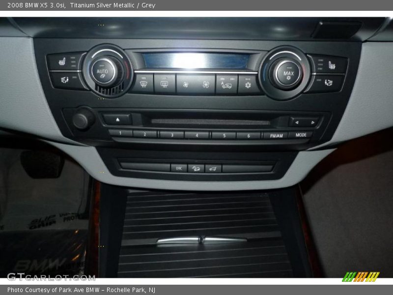 Titanium Silver Metallic / Grey 2008 BMW X5 3.0si