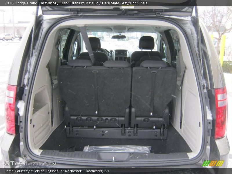 Dark Titanium Metallic / Dark Slate Gray/Light Shale 2010 Dodge Grand Caravan SE