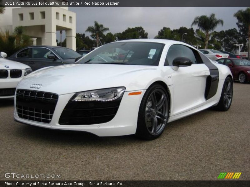 Front 3/4 View of 2011 R8 5.2 FSI quattro