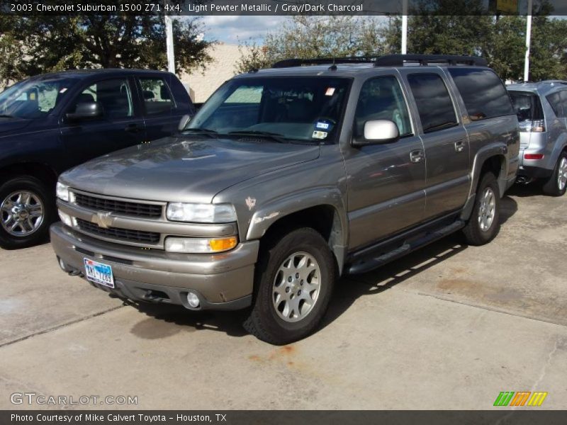 Light Pewter Metallic / Gray/Dark Charcoal 2003 Chevrolet Suburban 1500 Z71 4x4