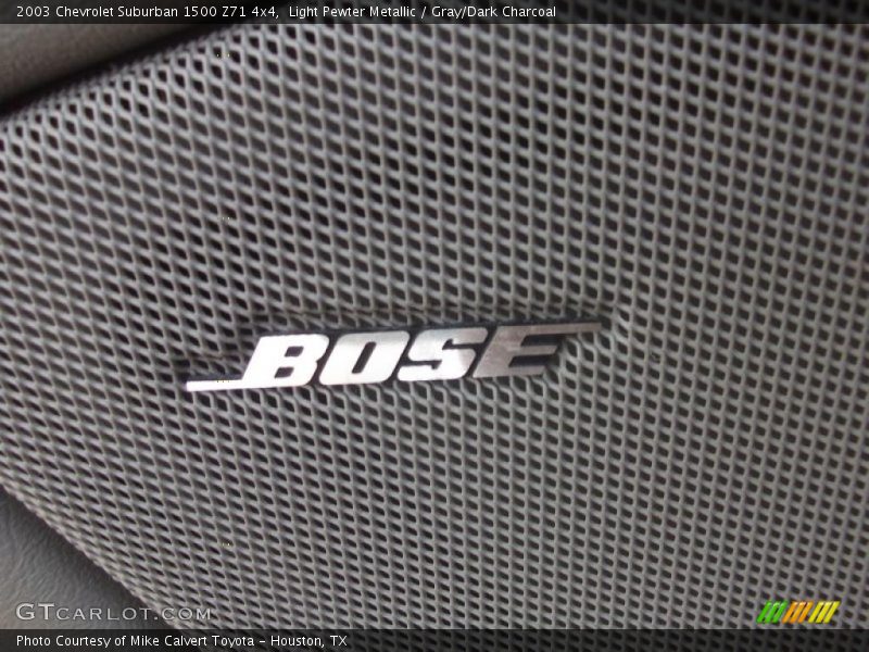 Light Pewter Metallic / Gray/Dark Charcoal 2003 Chevrolet Suburban 1500 Z71 4x4