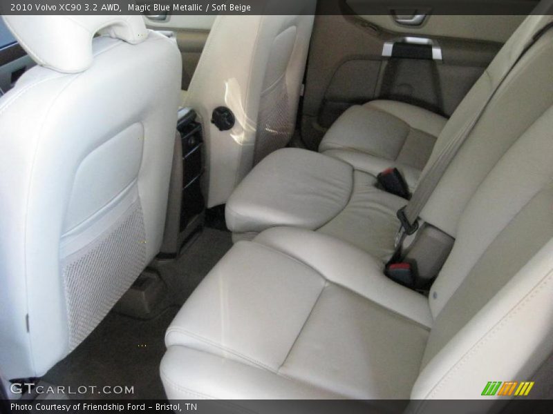 Magic Blue Metallic / Soft Beige 2010 Volvo XC90 3.2 AWD