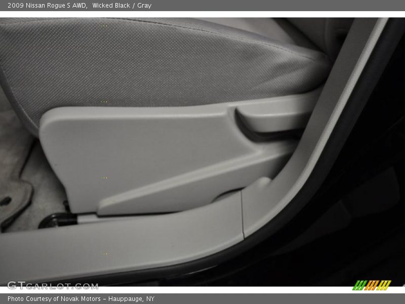 Wicked Black / Gray 2009 Nissan Rogue S AWD