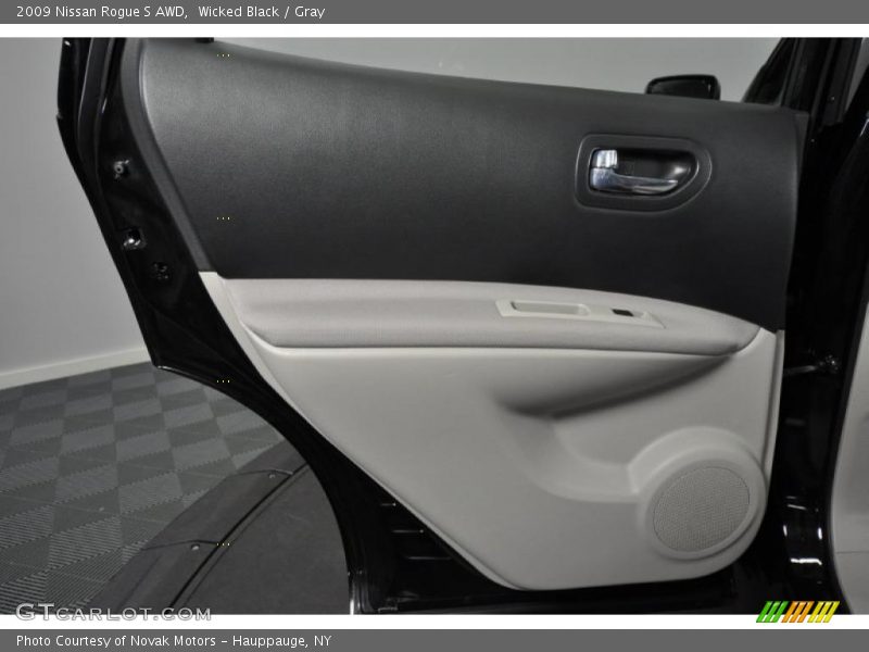 Wicked Black / Gray 2009 Nissan Rogue S AWD