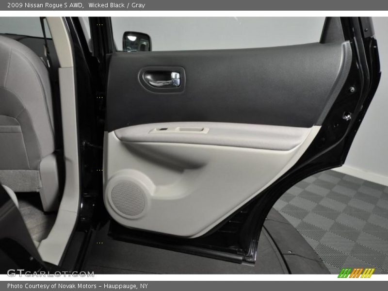 Wicked Black / Gray 2009 Nissan Rogue S AWD