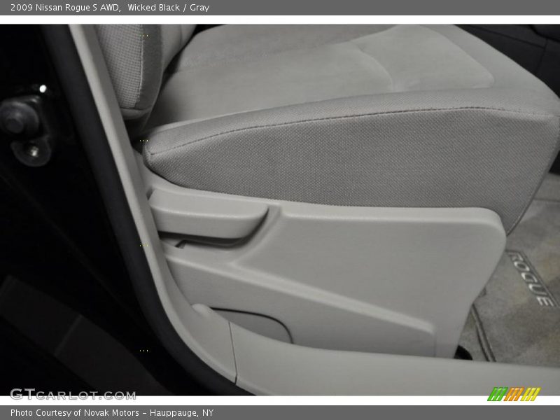 Wicked Black / Gray 2009 Nissan Rogue S AWD
