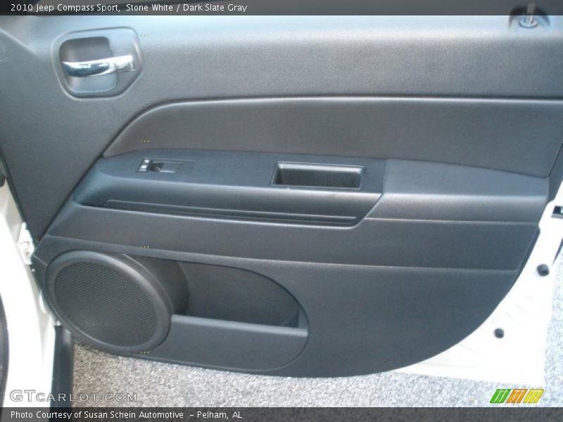 Stone White / Dark Slate Gray 2010 Jeep Compass Sport