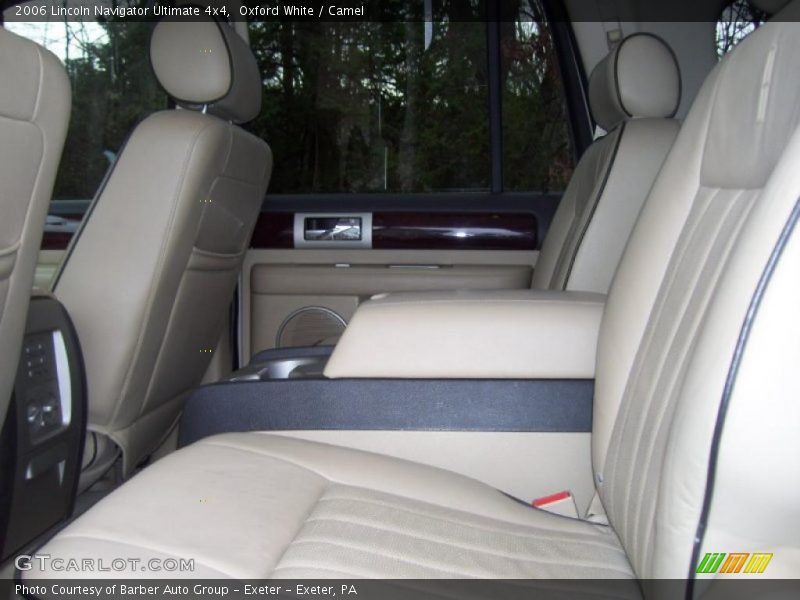 Oxford White / Camel 2006 Lincoln Navigator Ultimate 4x4