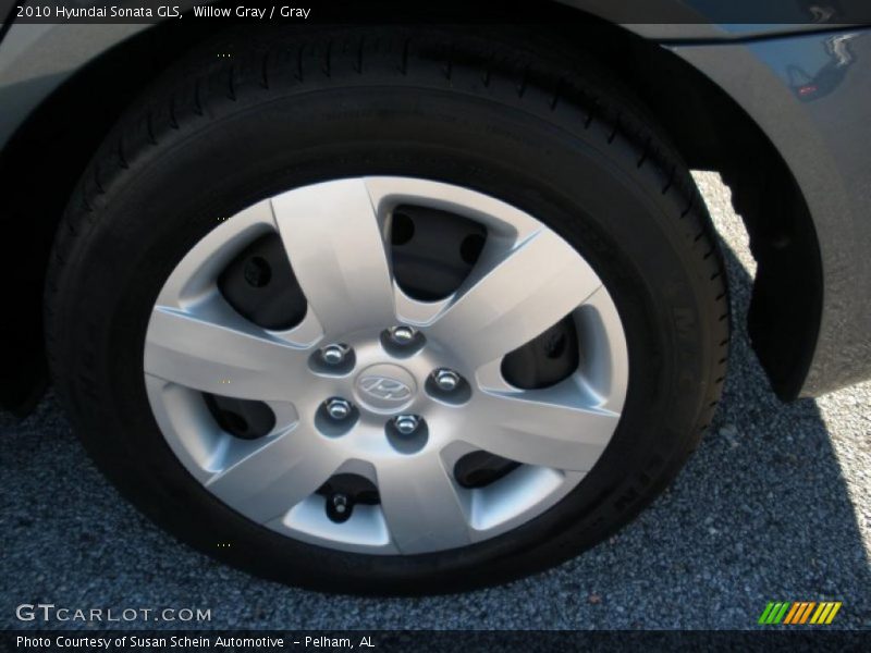 Willow Gray / Gray 2010 Hyundai Sonata GLS