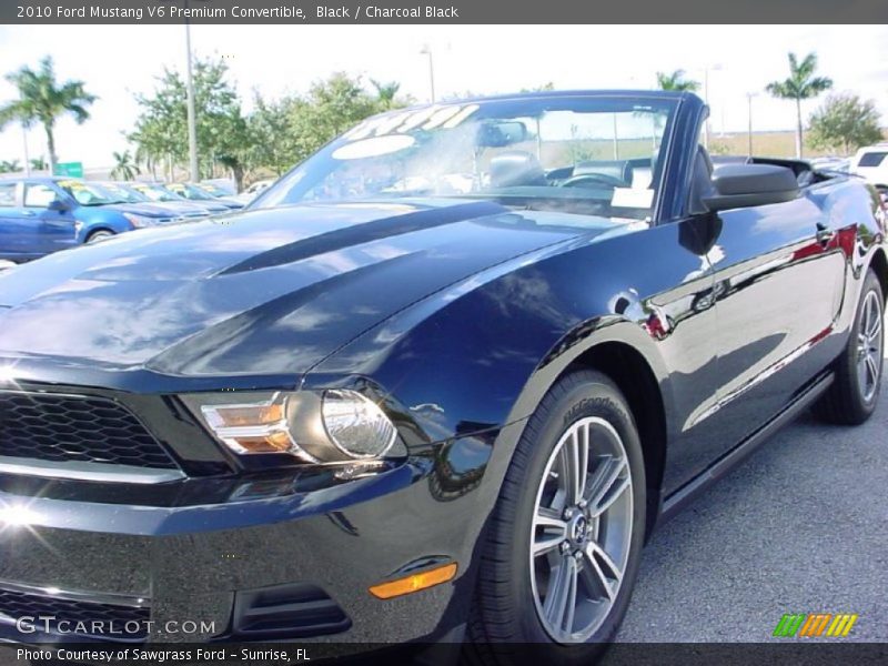 Black / Charcoal Black 2010 Ford Mustang V6 Premium Convertible