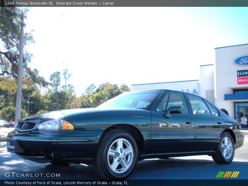 Emerald Green Metallic / Camel 1998 Pontiac Bonneville SE