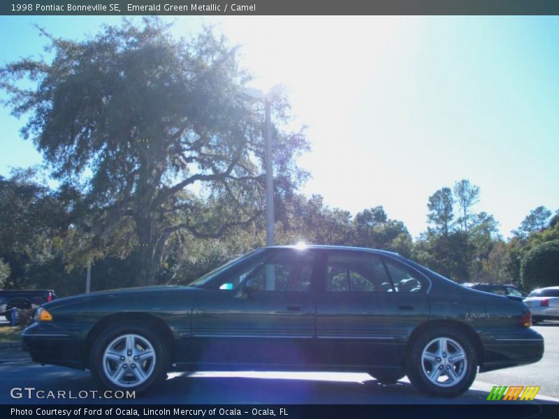 Emerald Green Metallic / Camel 1998 Pontiac Bonneville SE