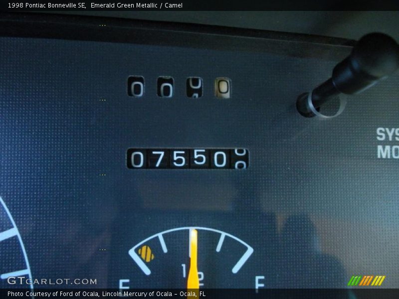 Emerald Green Metallic / Camel 1998 Pontiac Bonneville SE