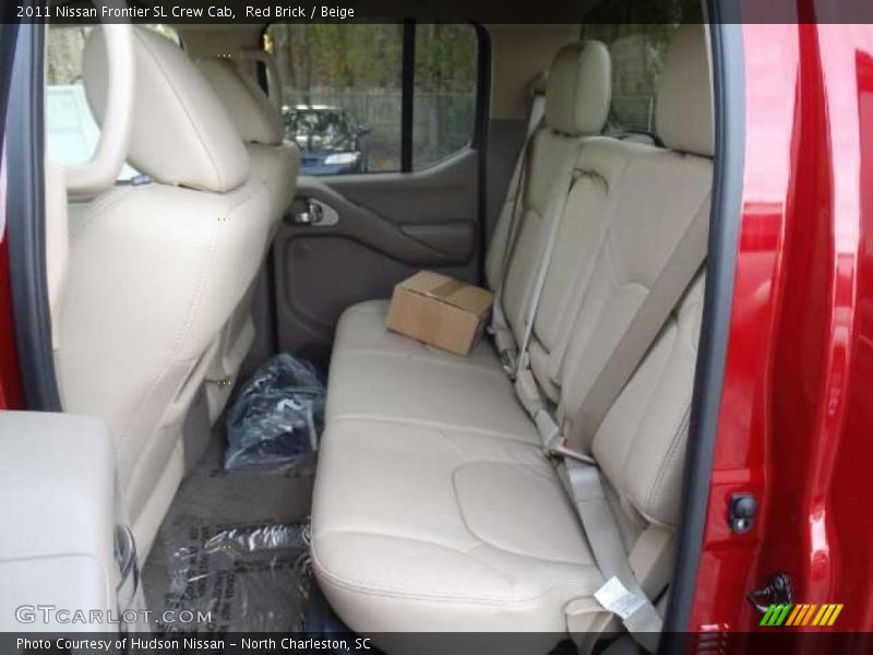 Red Brick / Beige 2011 Nissan Frontier SL Crew Cab