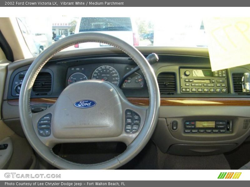Vibrant White / Medium Parchment 2002 Ford Crown Victoria LX