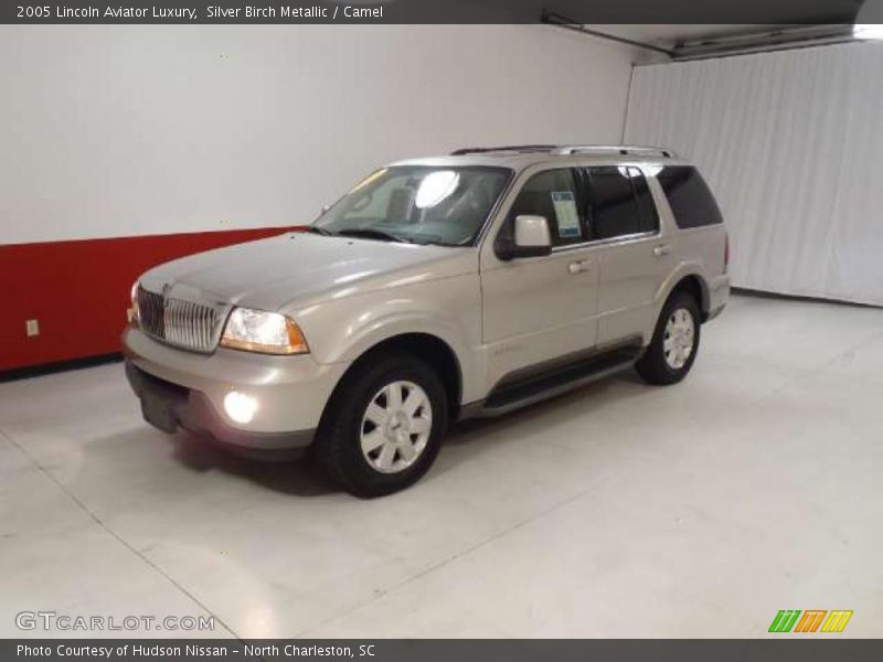 Silver Birch Metallic / Camel 2005 Lincoln Aviator Luxury