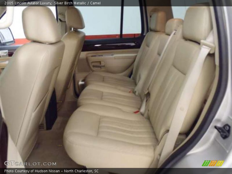 Silver Birch Metallic / Camel 2005 Lincoln Aviator Luxury