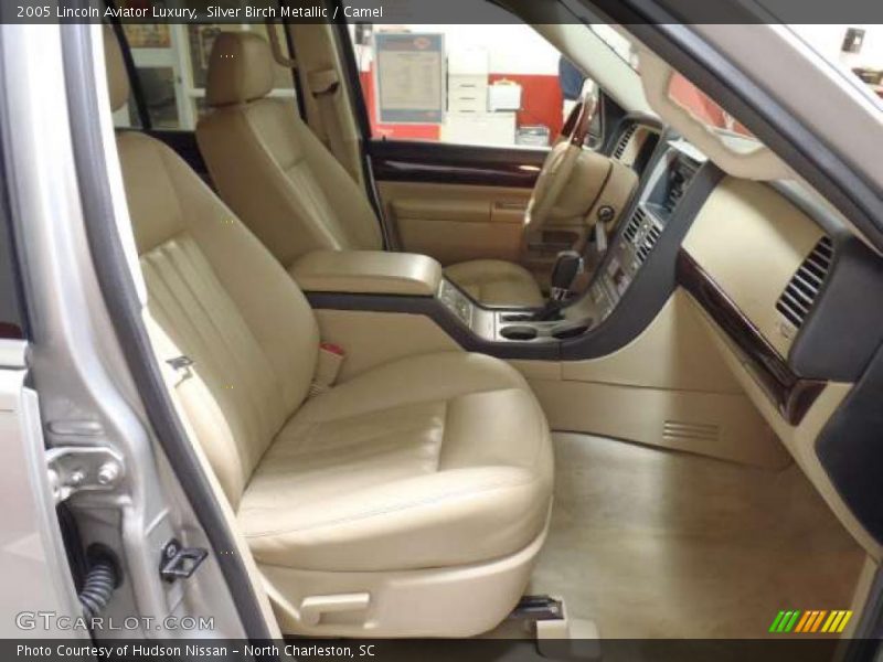 Silver Birch Metallic / Camel 2005 Lincoln Aviator Luxury