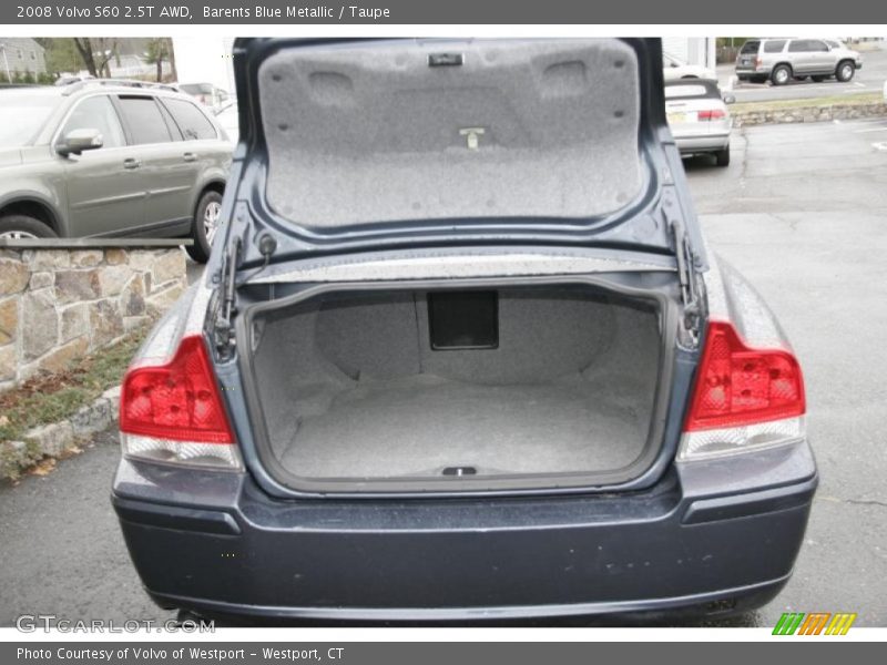  2008 S60 2.5T AWD Trunk