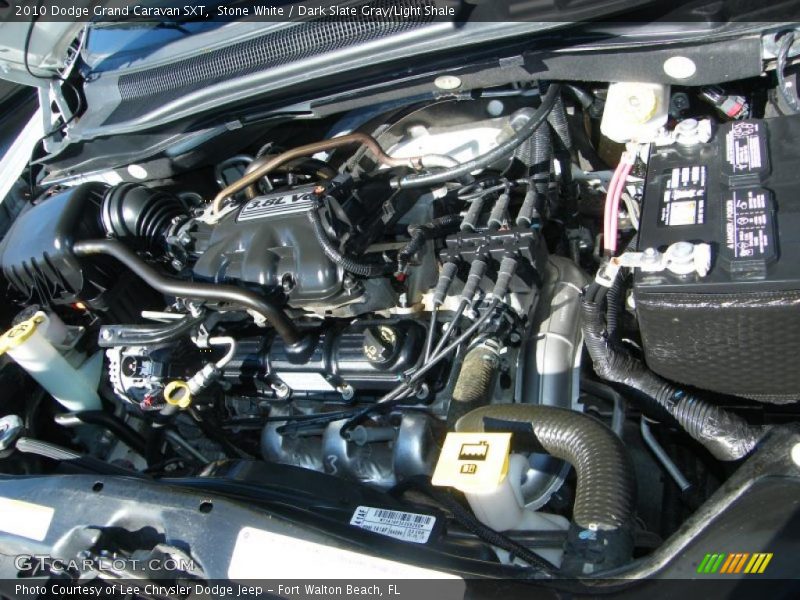 Stone White / Dark Slate Gray/Light Shale 2010 Dodge Grand Caravan SXT