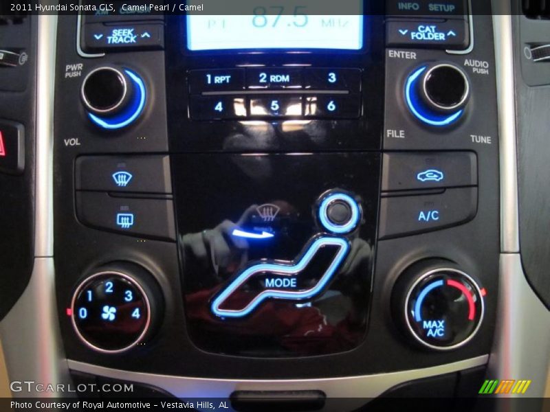 Controls of 2011 Sonata GLS
