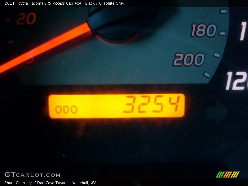 Black / Graphite Gray 2011 Toyota Tacoma SR5 Access Cab 4x4