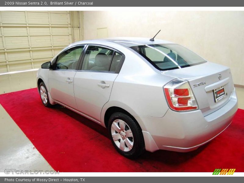 Brilliant Silver / Charcoal 2009 Nissan Sentra 2.0