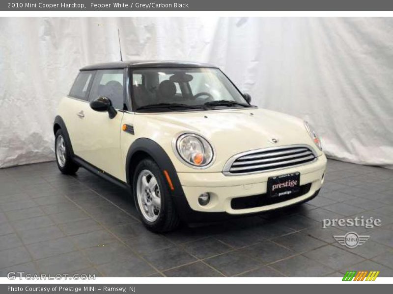 Pepper White / Grey/Carbon Black 2010 Mini Cooper Hardtop