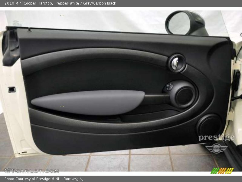 Pepper White / Grey/Carbon Black 2010 Mini Cooper Hardtop