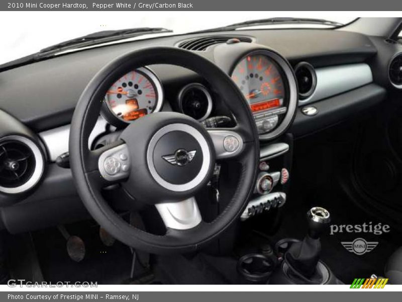 Pepper White / Grey/Carbon Black 2010 Mini Cooper Hardtop