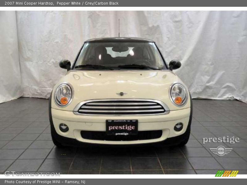 Pepper White / Grey/Carbon Black 2007 Mini Cooper Hardtop