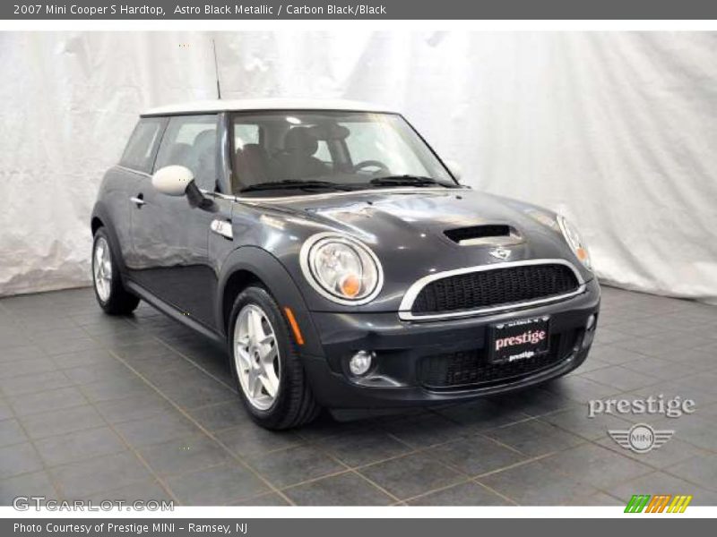 Astro Black Metallic / Carbon Black/Black 2007 Mini Cooper S Hardtop