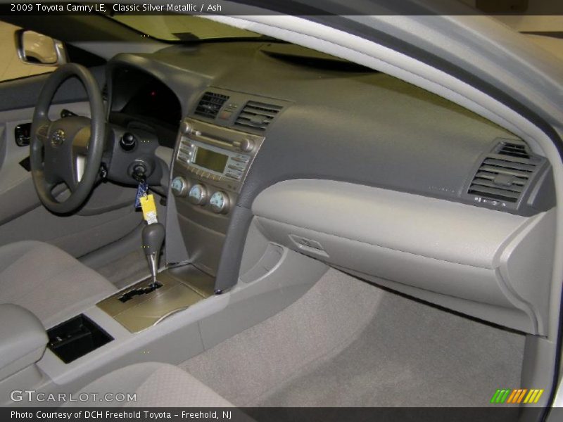 Classic Silver Metallic / Ash 2009 Toyota Camry LE