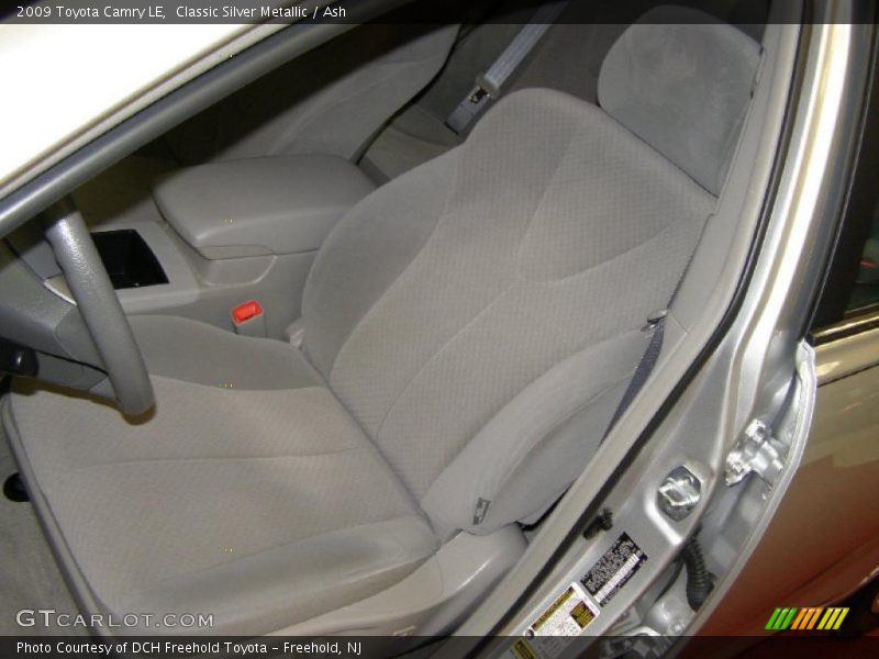 Classic Silver Metallic / Ash 2009 Toyota Camry LE
