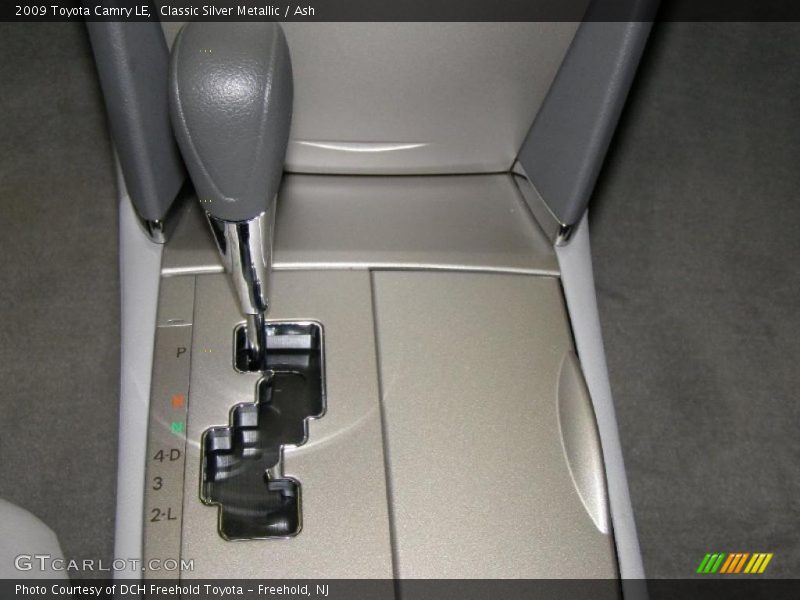 Classic Silver Metallic / Ash 2009 Toyota Camry LE