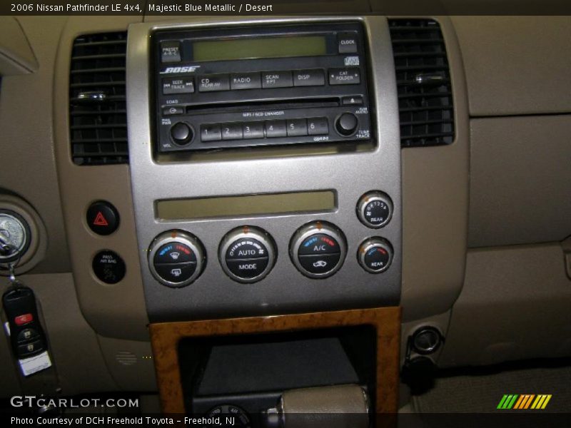 Majestic Blue Metallic / Desert 2006 Nissan Pathfinder LE 4x4