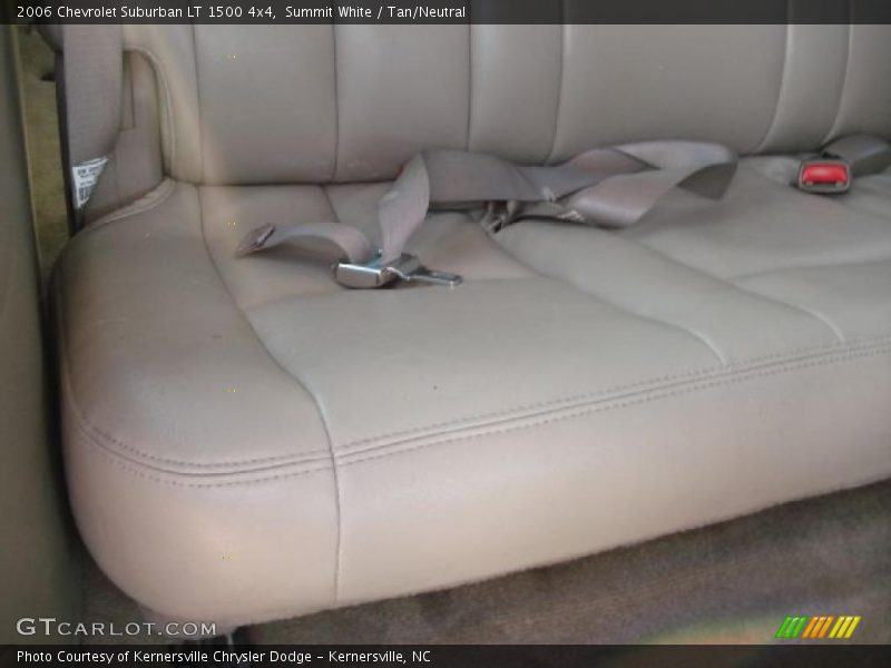 Summit White / Tan/Neutral 2006 Chevrolet Suburban LT 1500 4x4